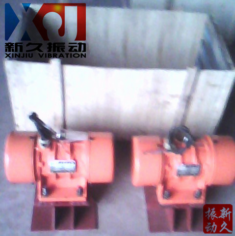 �}(c��ng)�����(d��ng)��