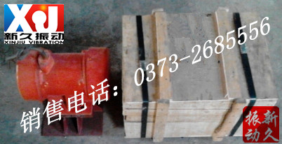 �϶������