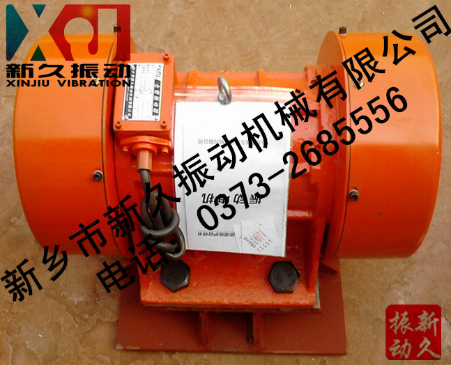 �}(c��ng)�����(d��ng)��