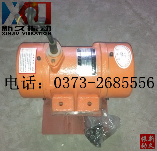 �}(c��ng)�����(d��ng)��