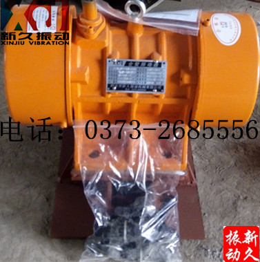 �}(c��ng)�����(d��ng)��