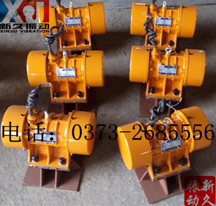 �}(c��ng)�����(d��ng)��